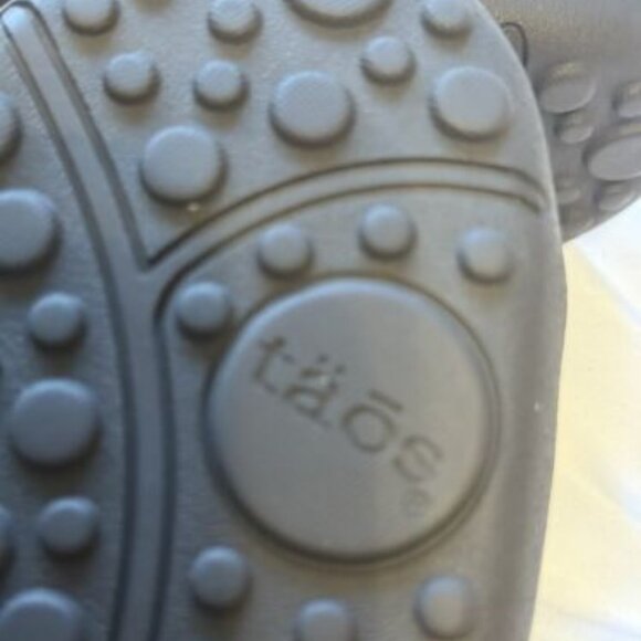 Taos Women's Oxford Brown Leather Casual Lace Up Low Walking Sneakers Size 8.5 - Picture 9 of 15